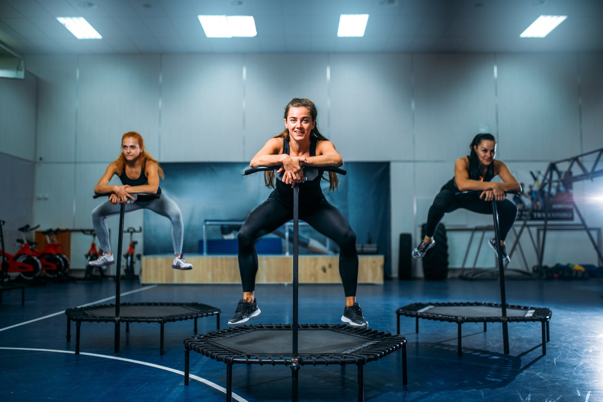 TRAINING ON A TRAMPOLINE! FUN & FITNESS COMBINED!